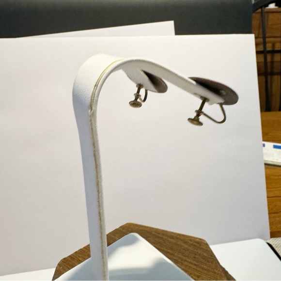 Vintage turquoise enamel on copper circular flat screwback earrings MCM atomic - Picture 6 of 10